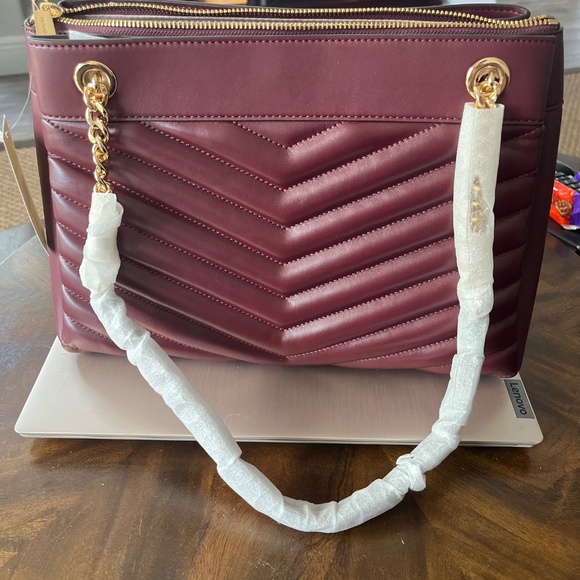 Michael Kors handbag - Picture 3 of 5